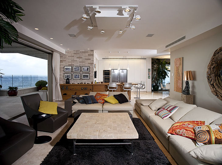 A Penthouse Location: The Mediterranean Sea Architect: Dorith Jaffe Kaminker Photography: Binyamin Adam